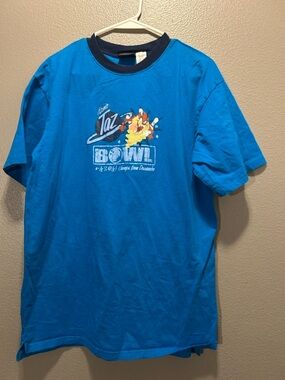 Vintage 90s Looney Tunes Atomic Taz Bowl T-Shirt Large / XL Blue Graphic Tee